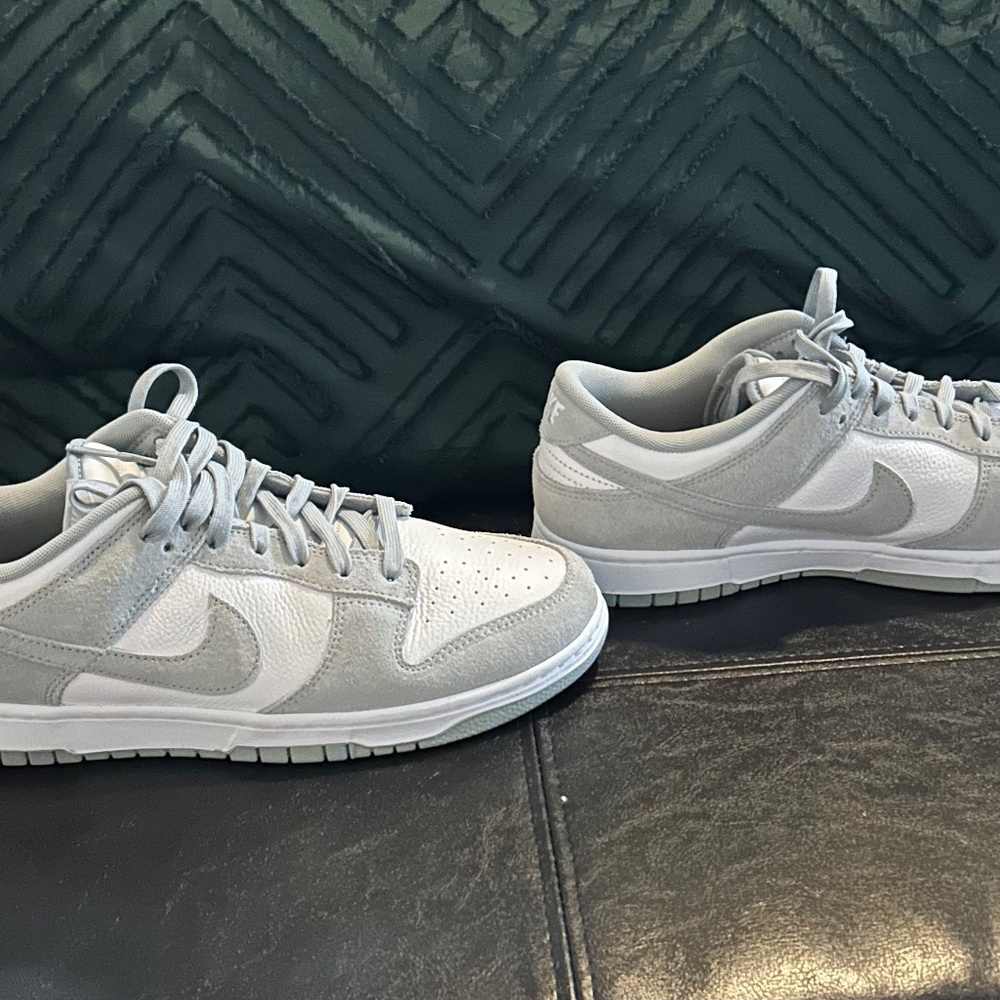 Nike dunk lows grey and white with great style! - Picture 4 of 5